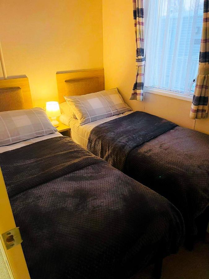 The Sunflower Luxury Caravan At Tattersall Lakes Hotel Tattershall Eksteriør billede