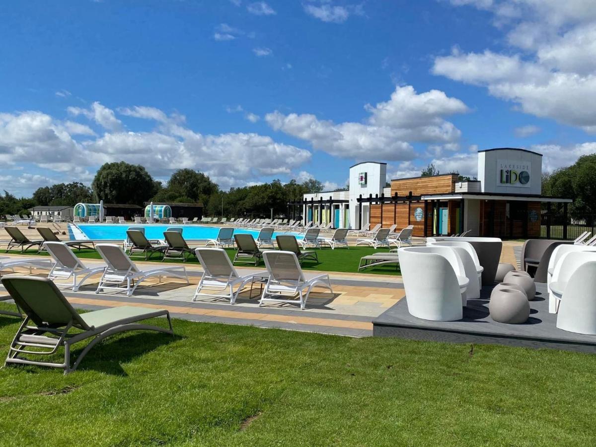 The Sunflower Luxury Caravan At Tattersall Lakes Hotel Tattershall Eksteriør billede
